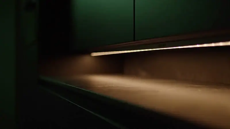 Standbild aus dem Video „Installation“